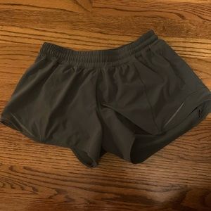 Lululemon Hotty Toddy 4” Long Short.